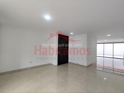 Apartamento de 2 alcobas en venta en La Castellana, Medellín, 200 m² · foto 2 de 20