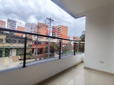 Apartamento de 2 alcobas en venta en La Castellana, Medellín, 200 m² · foto 3 de 20