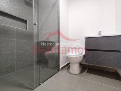 Apartamento de 2 alcobas en venta en La Castellana, Medellín, 200 m² · foto 13 de 20