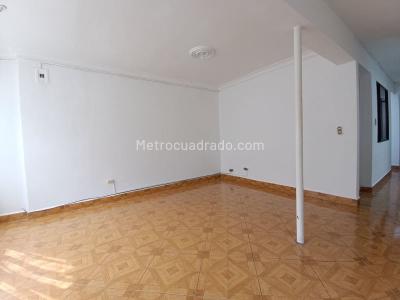 Apartamento de 2 alcobas en arriendo en Villa Hermosa, Medellín, 65 m² · foto 4 de 11