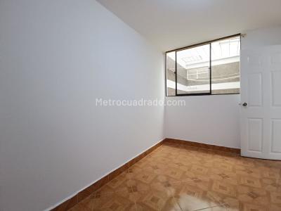 Apartamento de 2 alcobas en arriendo en Villa Hermosa, Medellín, 65 m² · foto 5 de 11