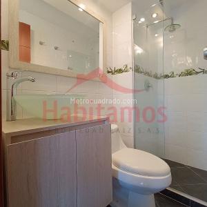 Apartamento de 2 alcobas en arriendo en La Castellana, Medellín, 75 m² · foto 7 de 20