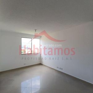 Apartamento de 2 alcobas en arriendo en La Castellana, Medellín, 75 m² · foto 8 de 20
