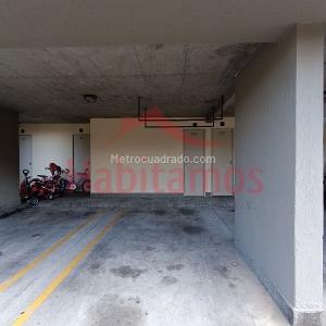 Apartamento de 2 alcobas en arriendo en La Castellana, Medellín, 75 m² · foto 15 de 20