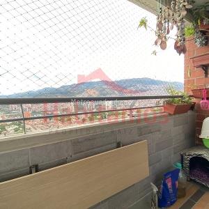 Apartamento de 3 alcobas en venta en La Cabaña, Bello, 51 m² · foto 4 de 12