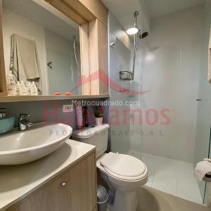 Apartamento de 3 alcobas en venta en La Cabaña, Bello, 51 m² · foto 5 de 12