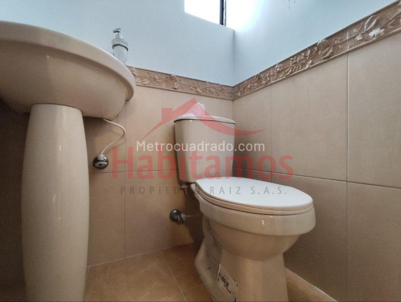 Spacious 4BR House in Belen - 2