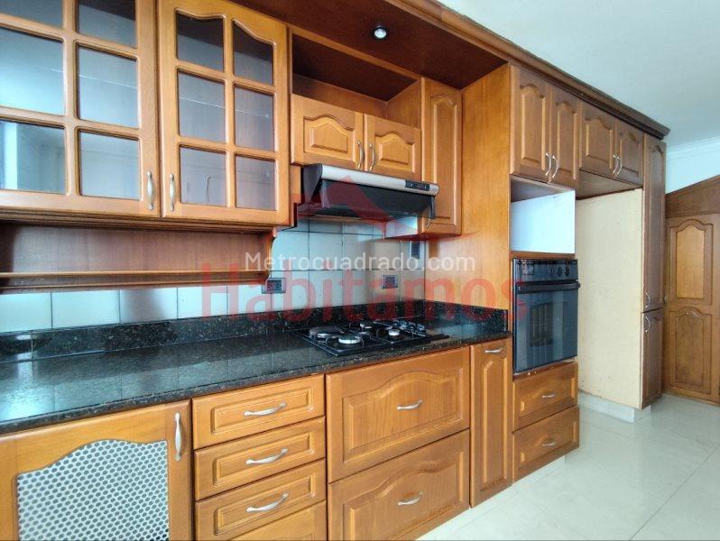 Spacious 4BR House in Belen - 3