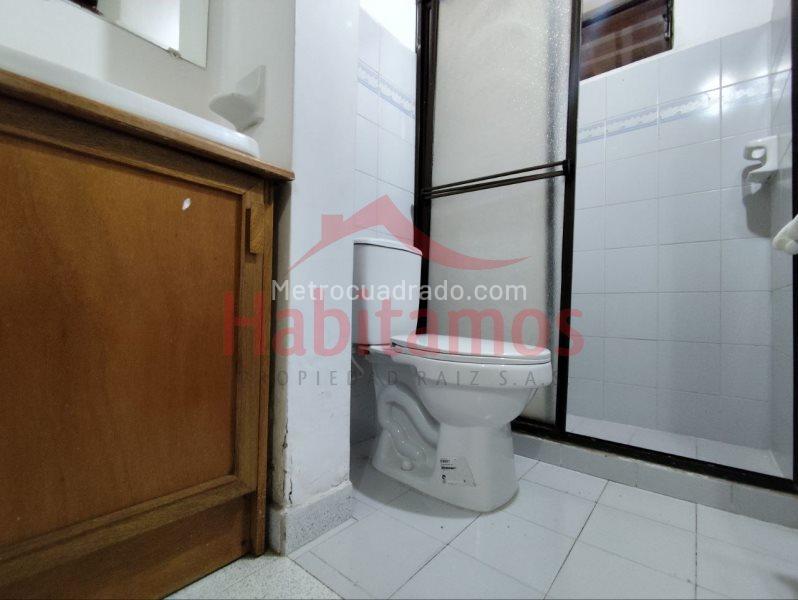 Spacious 4BR House in Belen - 9