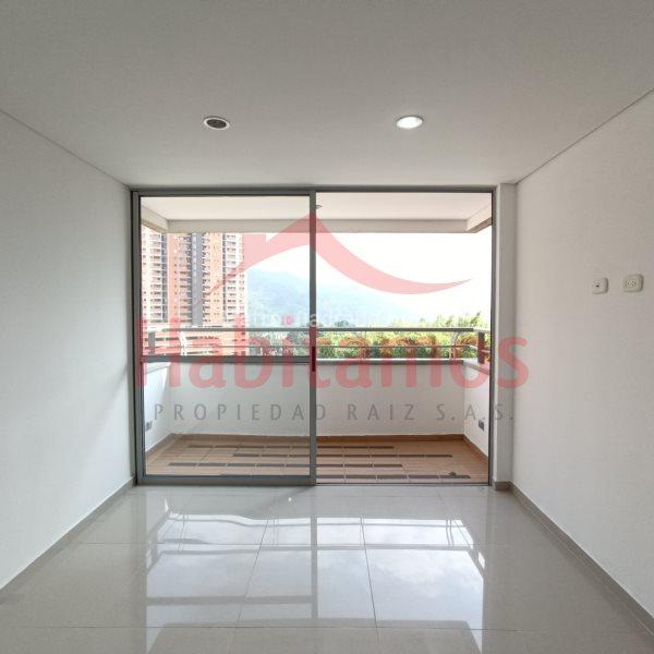 Exclusive 3BR Apartment in Ditaires, Itagüí - 4