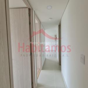 Apartamento de 3 alcobas en venta en Pilsen, Itagüí, 71 m² · foto 16 de 19
