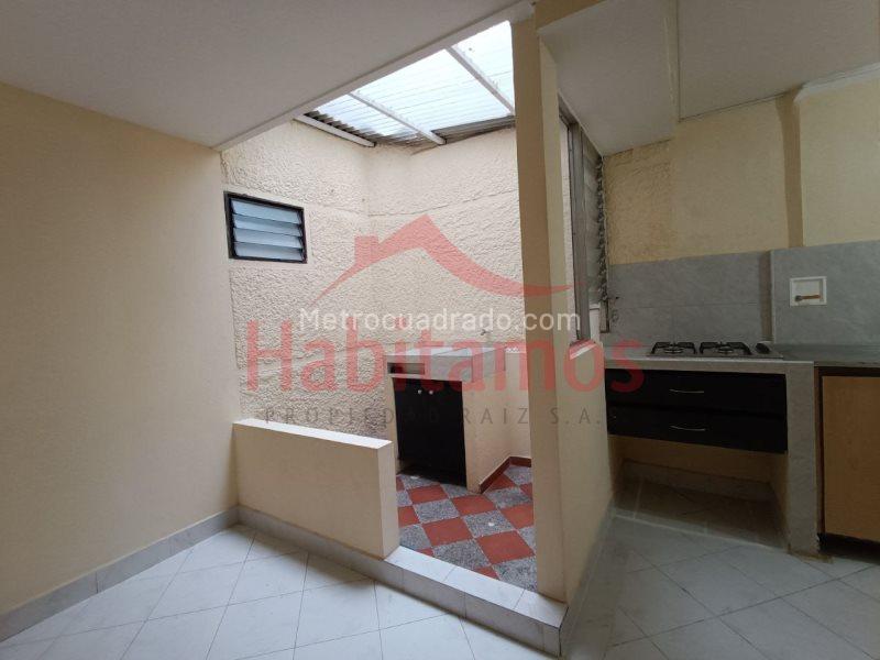 2BR Apartment in Laureles (55 m²) - 4