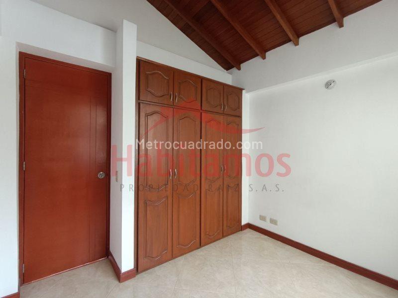 Cozy 2BR Apartment in La Castellana - 8