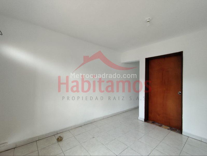 Casa de 2 Alcobas en Arriendo en Villa Hermosa (65 m²) - 2