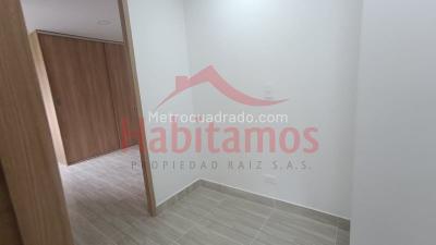 Apartamento de 3 alcobas en venta en Vegas De San Jose, Sabaneta, 55 m² · foto 13 de 16