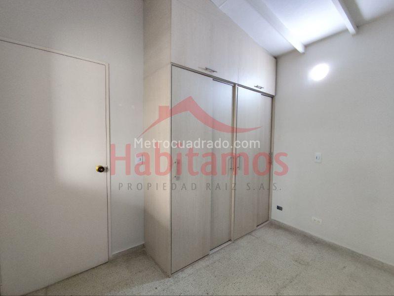Apartamento en arriendo de 2 Alcobas en La Floresta (70 m², estrato 3) - 8
