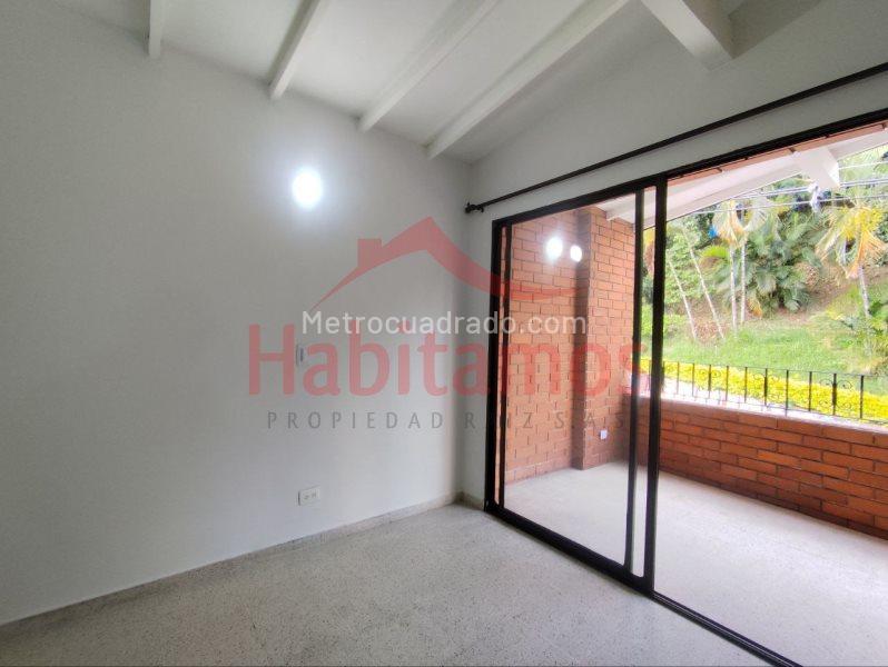 Apartamento en arriendo de 2 Alcobas en La Floresta (70 m², estrato 3)