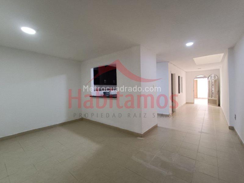 Casa en Arriendo de 3 Alcobas en Barrio Cristóbal, Medellín - 9