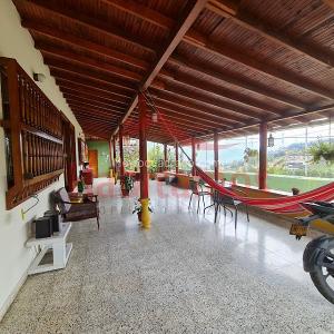 Casa de 3 alcobas en venta en Vereda El Patio, Medellín, 221 m² · foto 4 de 18