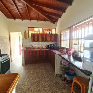 Casa de 3 alcobas en venta en Vereda El Patio, Medellín, 221 m² · foto 7 de 18