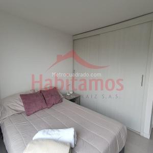 Apartamento de 3 alcobas en arriendo en El Poblado, Medellín, 85 m² · foto 12 de 16