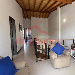 Casa de 4 alcobas en venta en San Antonio De Pereira, Rionegro, 232 m² · foto 9 de 19