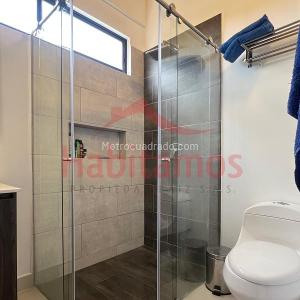 Casa de 4 alcobas en venta en San Antonio De Pereira, Rionegro, 232 m² · foto 11 de 19