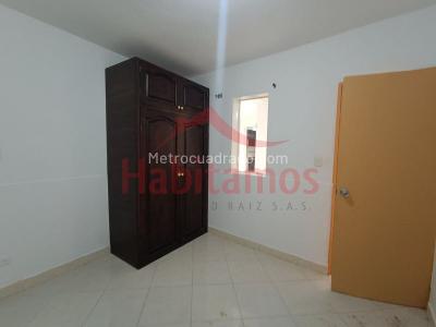 Casa de 3 alcobas en arriendo en El Salvador, Medellín, 81 m² · foto 10 de 13