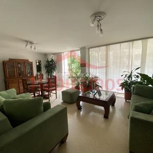 Apartamento en venta en Laureles, Medellín · foto 2 de 20