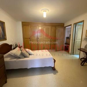 Apartamento en venta en Laureles, Medellín · foto 12 de 20
