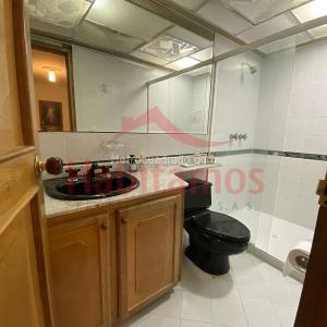 Apartamento en venta en Laureles, Medellín · foto 13 de 20