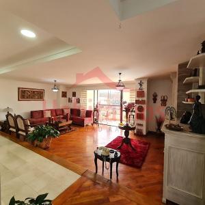Apartamento en venta en El Poblado, Medellín · foto 2 de 20