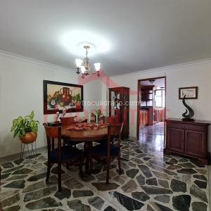 Apartamento de 4 alcobas en venta en Belen, Medellín, 150 m² · foto 2 de 20