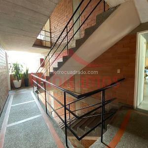 Apartamento en venta en Boston, Medellín · foto 8 de 12