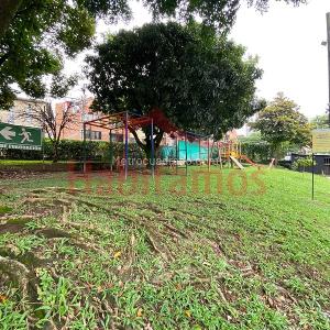 Apartamento en venta en Boston, Medellín · foto 10 de 12
