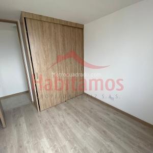 Apartamento de 3 alcobas en venta en Amazonia, Bello, 61 m² · foto 10 de 19