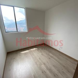 Apartamento de 3 alcobas en venta en Amazonia, Bello, 61 m² · foto 13 de 19