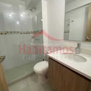 Apartamento de 2 alcobas en venta en Santa Ana, Bello, 62 m² · foto 12 de 16