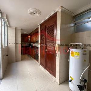 Apartamento de 5 alcobas en venta en Laureles, Medellín, 220 m² · foto 6 de 20