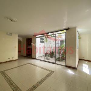 Apartamento de 5 alcobas en venta en Laureles, Medellín, 220 m² · foto 9 de 20