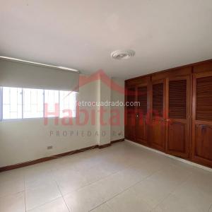 Apartamento de 5 alcobas en venta en Laureles, Medellín, 220 m² · foto 15 de 20