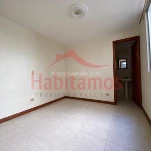 Apartamento de 5 alcobas en venta en Laureles, Medellín, 220 m² · foto 19 de 20