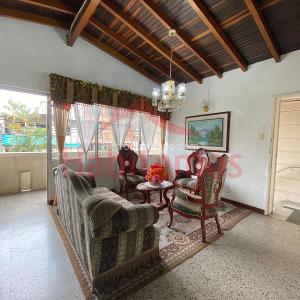 Casa de 4 alcobas en venta en Villa Hermosa, Medellín, 159 m² · foto 3 de 20