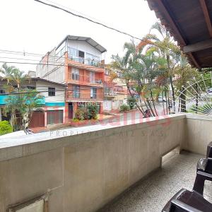 Casa de 4 alcobas en venta en Villa Hermosa, Medellín, 159 m² · foto 12 de 20