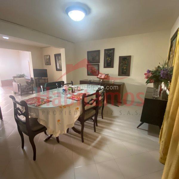 Spacious 4BR House in El Velodromo - 6