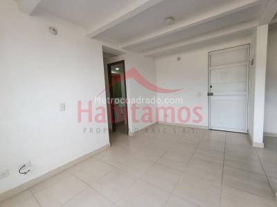 Apartamento de 3 alcobas en arriendo en Cabañitas, Bello, 57 m² · foto 2 de 20