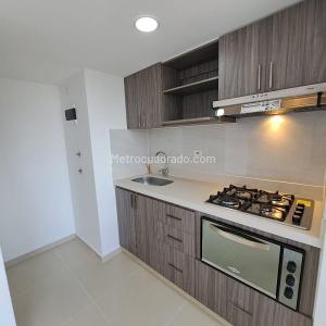 Apartamento de 2 alcobas en venta en Fontibon, Rionegro, 56 m² · foto 2 de 17