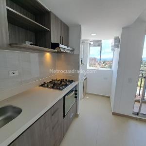 Apartamento de 2 alcobas en venta en Fontibon, Rionegro, 56 m² · foto 3 de 17