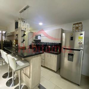 Apartamento de 3 alcobas en venta en Robledo, Medellín, 106 m² · foto 5 de 17