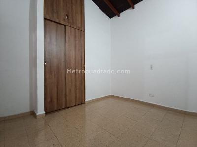 Apartamento de 3 alcobas en arriendo en Florida Nueva, Medellín, 90 m² · foto 6 de 11
